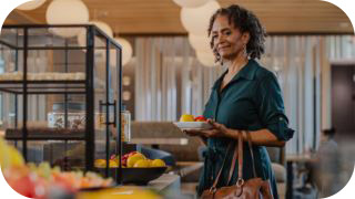 Admirals Club snacks